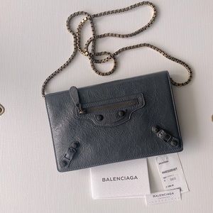 Balenciaga Classic Chain Wallet Gris Fossile Leather Cross Body Bag NEW